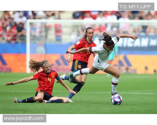 加州足球明星阵容全景展示精彩瞬间与辉煌成就