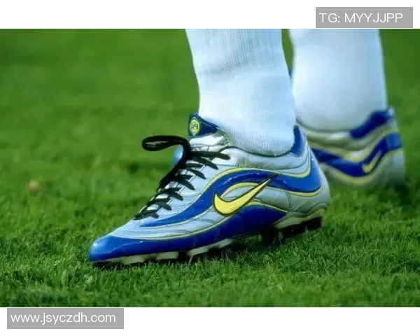 足球明星们为何选择穿着破旧球鞋展现个性与实力的背后故事