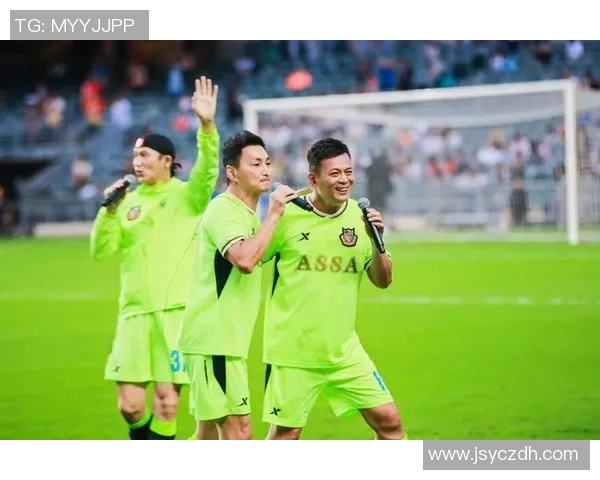 足球少年明星风采大汇集精彩瞬间与成长历程全景展示